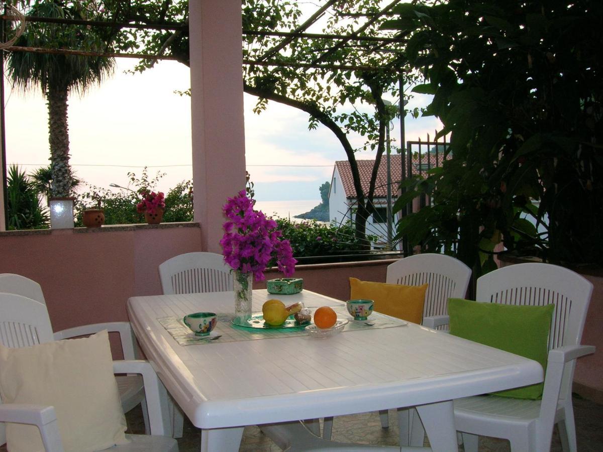 Comfortable Apartment In Maratea With Sea View 95 M² + Parking Ngoại thất bức ảnh