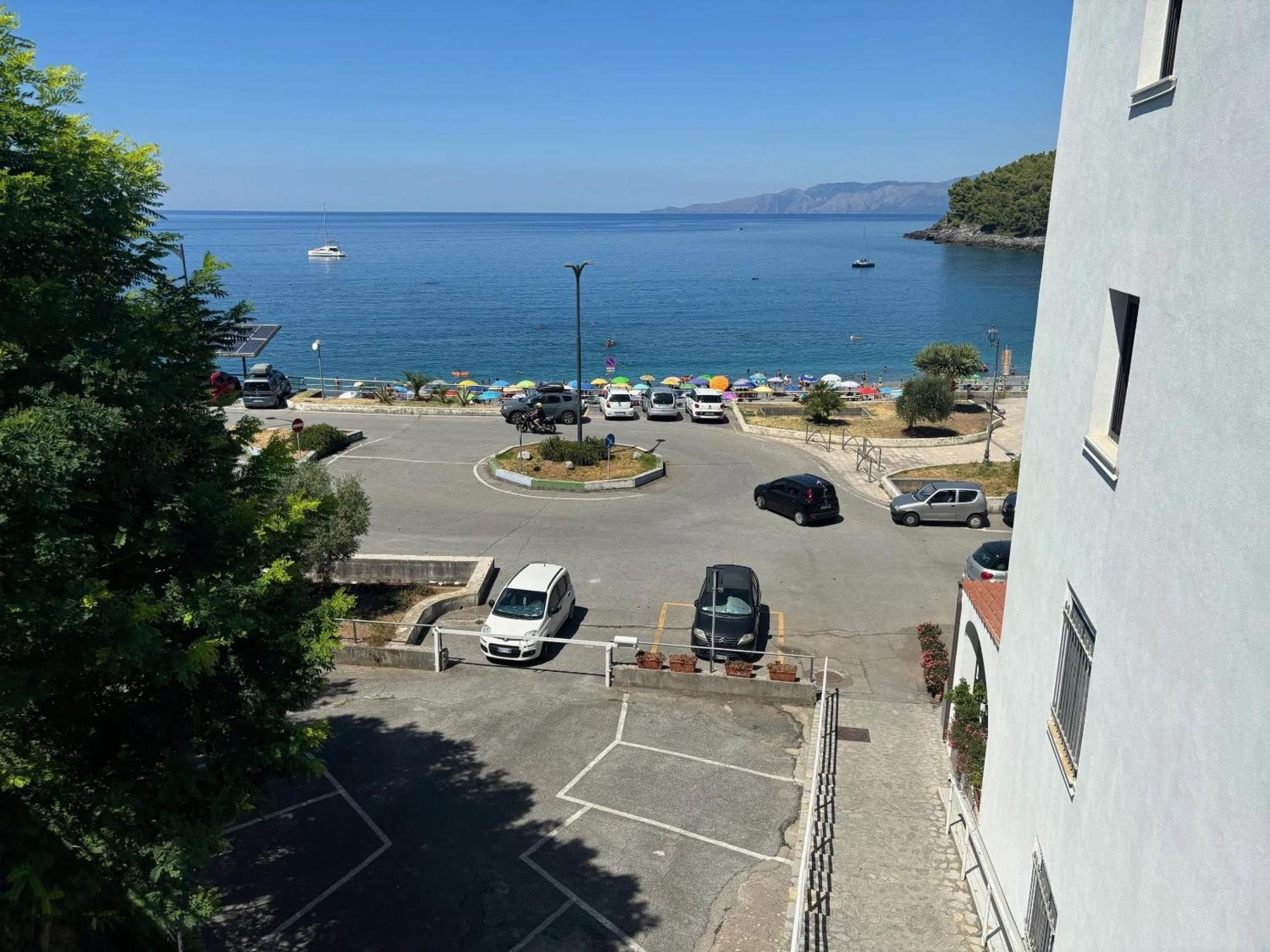 Comfortable Apartment In Maratea With Sea View 95 M² + Parking Ngoại thất bức ảnh